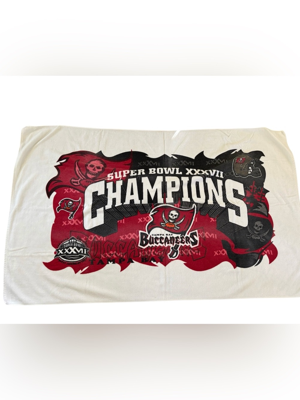 VTG TAMPA BAY BUCCANEERS Super Bowl XXXVII Champions Beach Towel White 2003